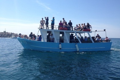Rental Motorboat Tour boat di legno 12 metri Torre Vado