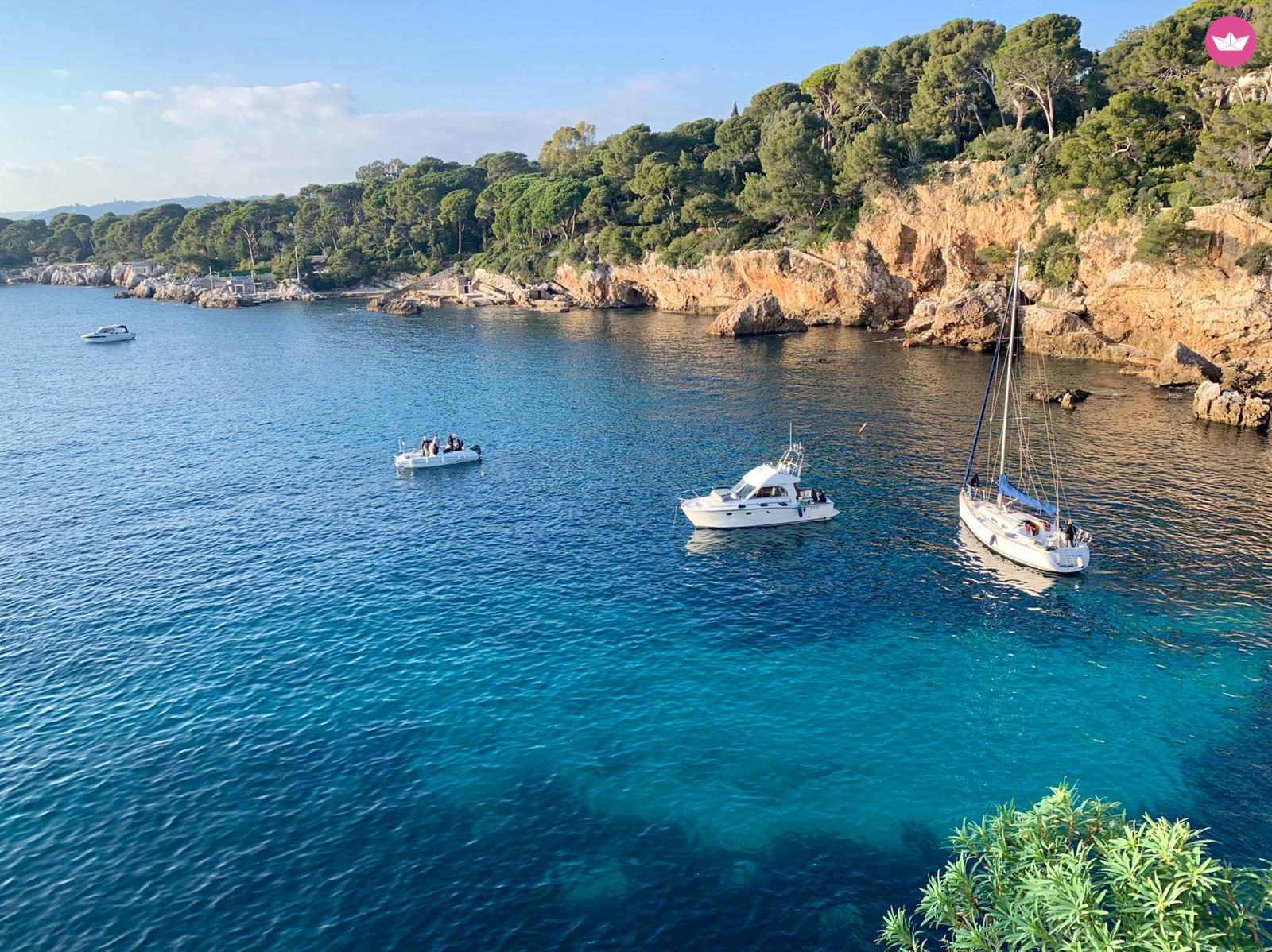 Location bateau à moteur à Antibes de particuliers et professionnels