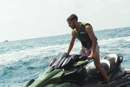 Hire Jet ski Kawasaki 310 LX Mallorca