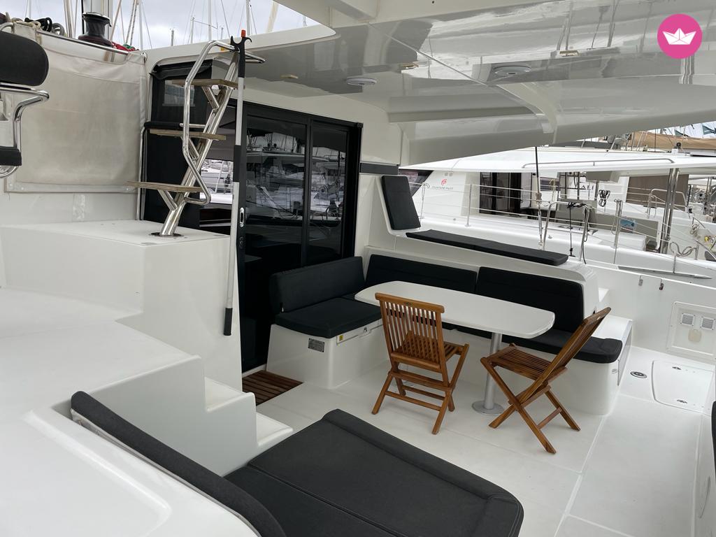 Catamaran Lagoon Lagoon 42 12.79m 3