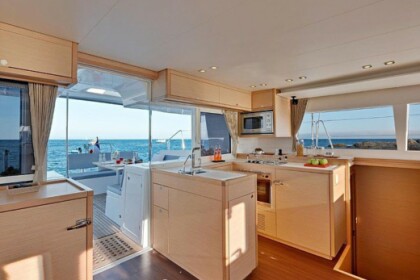 Rental Catamaran Lagoon Lagoon 450 F Sant Antoni de Portmany