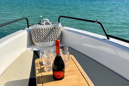 Ultra modern speedboat 250hp