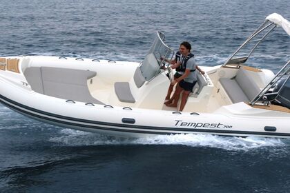 Charter Motorboat Capelli Capelli Tempest 700 Antibes