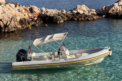 Location Semi-rigide Semi rigide 7 Metres Bormes-les-Mimosas