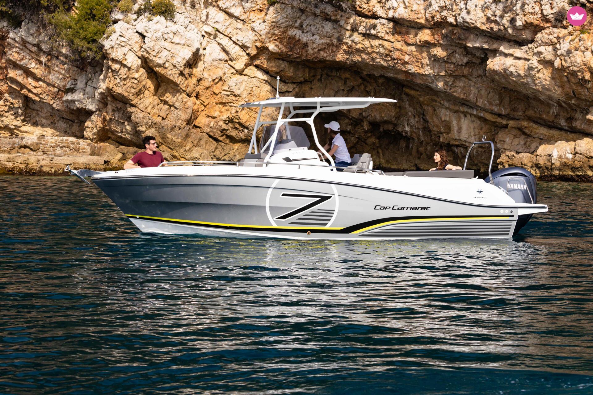 Bateau à moteur Jeanneau Cap Camarat 7.5 Cc 300cv