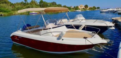 Location Bateau à moteur Pacific Craft 570 Cabine Mandelieu-la-Napoule