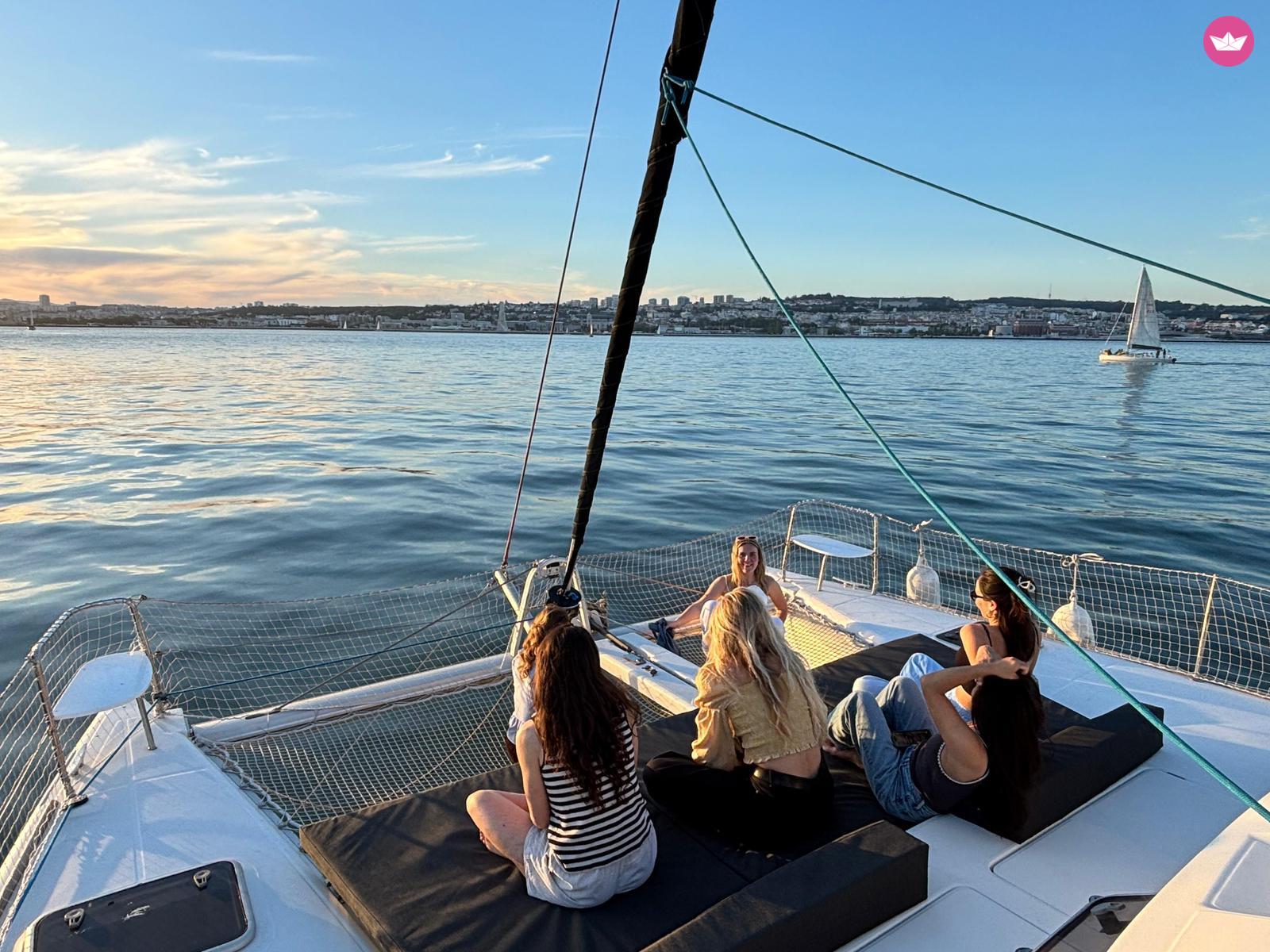 Catamaran Lagoon 380 S2 11.7m 8
