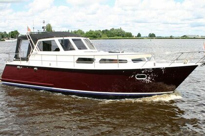 Charter Houseboat Valk Sport 1000 Terherne