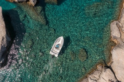 Charter Motorboat Compass 165cc Milos