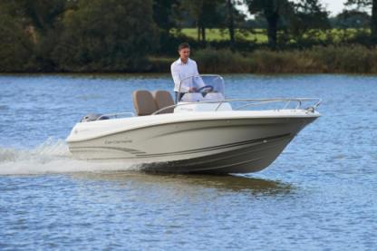 Location Bateau à moteur Jeanneau Cap Camarat 4.7Cc Narbonne