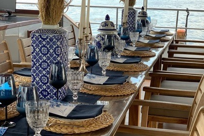 Luxury Yacht Brise / Available On Request Events