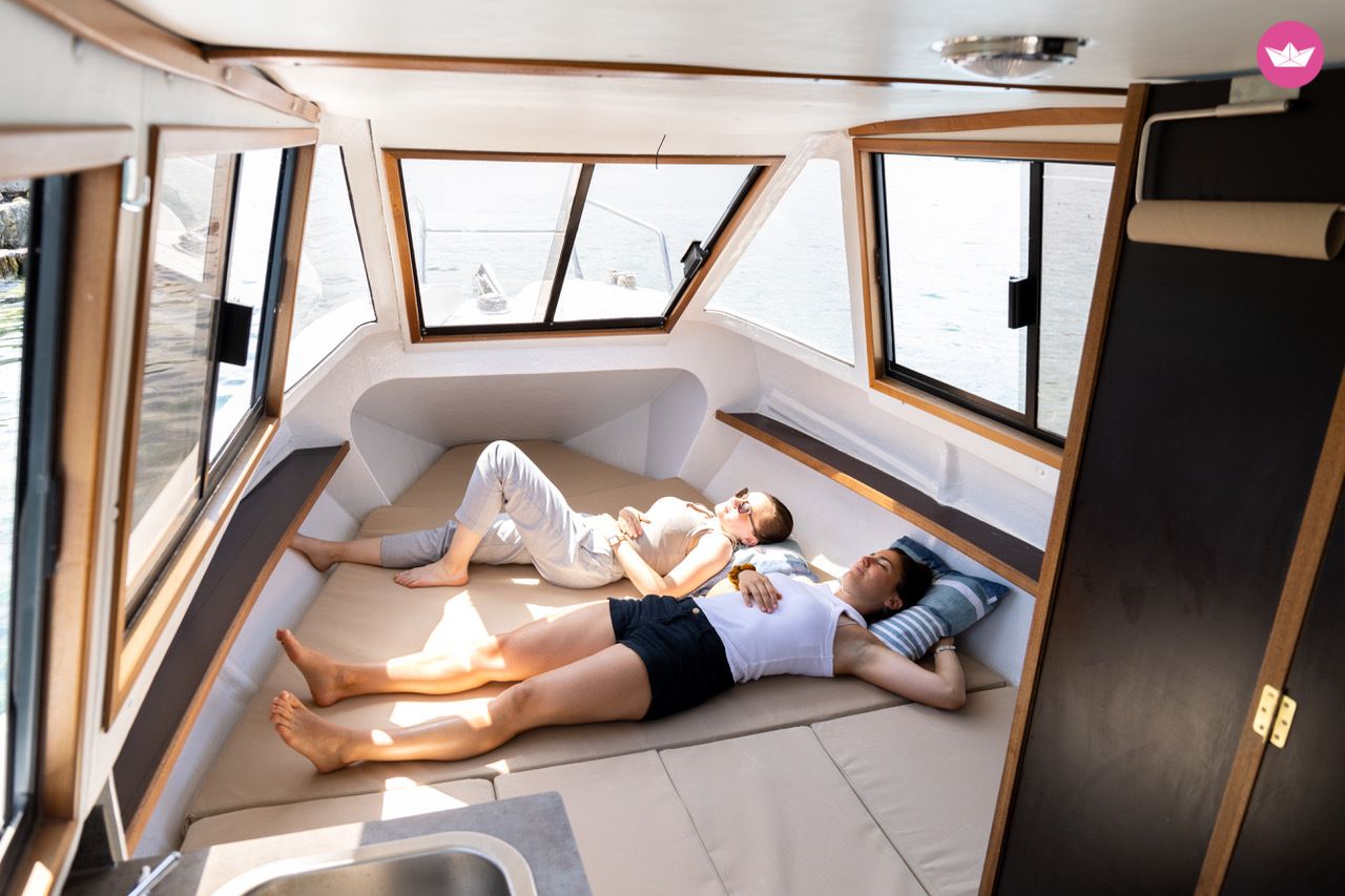 Péniche Grove Boat Aquabus électro-solaire 7