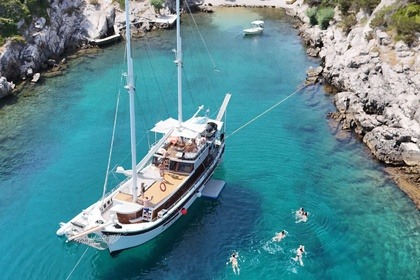 Miete Gulet Custom made 100ft Performance Sailing Yacht Split