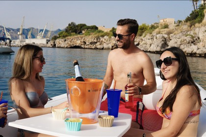 ICON 21 S con mesa de comedor