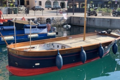 Rental Motorboat Aprea Mare Smeraldo 8 Monaco
