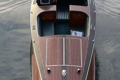 Miete Motorboot Dolphin Craft 26 Paris