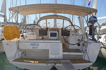 Charter Sailboat Dufour Dufour 412 Grand Large Trogir