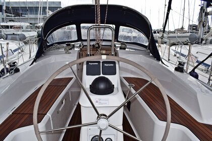 Alquiler Velero Bavaria Yachtbau 33 Cruiser Brač