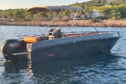 Hire Motorboat Insignia S.600 Ibiza