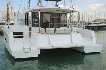 Hire Catamaran Bali Bali 4.1 with watermaker Raiatea