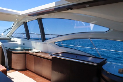 Azimut 62s - White Giada