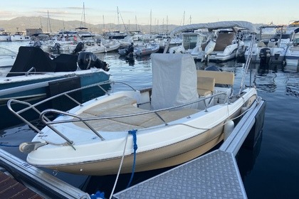 Location Bateau à moteur Capelli Capelli 21 Ajaccio