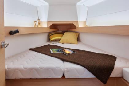 Luxus pur auf einer außergewöhnlichen Segelyacht Jeanneau Sun Odyssey 349 Limited Edition-Performance