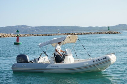 Hire Motorboat Zodiac Medline 580 L'Estartit