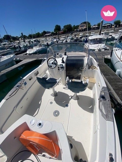 Bateau à moteur Quicksilver Quicksilver 635 WA Commander 135cv 7