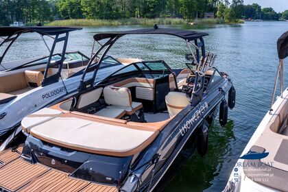 Hyra båt Motorbåt Sea Ray 210 Giżycko