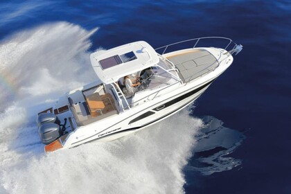Location Bateau à moteur Jeanneau CAP CAMARAT 9.0 WA Cogolin