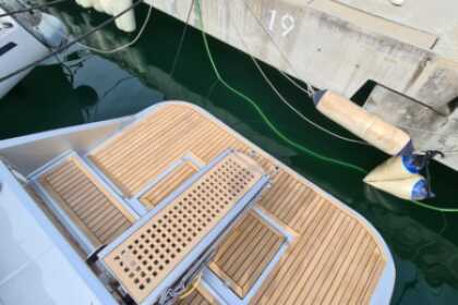 Noleggio Barca a motore Cigarette Racing Apache Sanremo