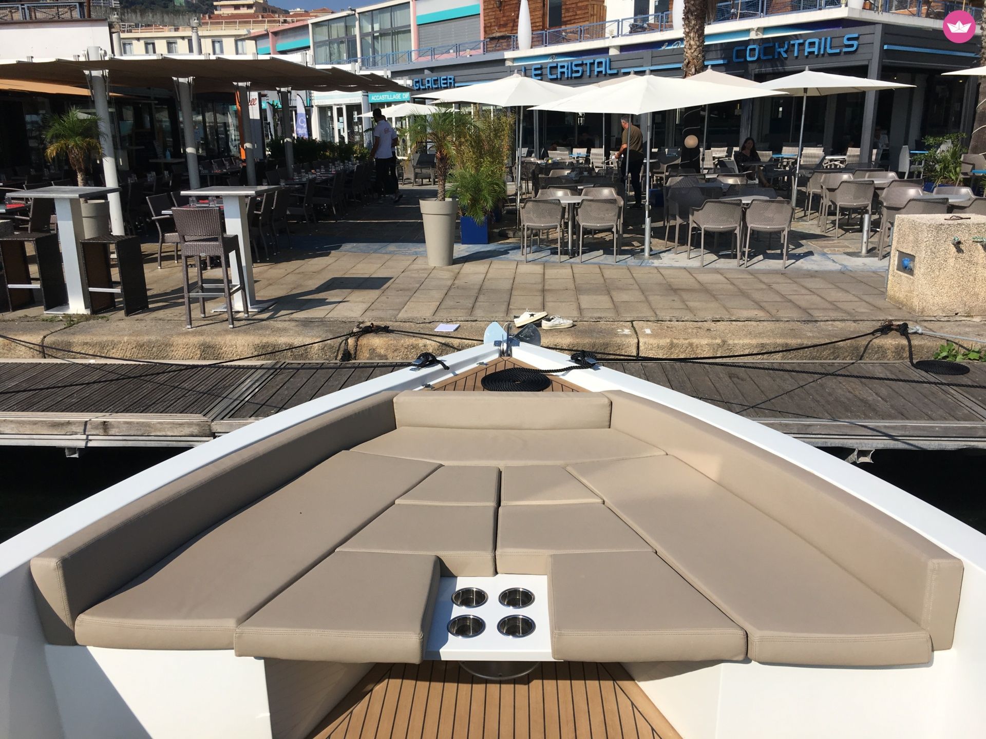 Bateau à moteur De Antonio D34 600cv 4