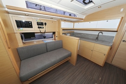 Hyra båt Segelbåt Dufour Yachts Dufour 470 - 3 cab. Sukošan