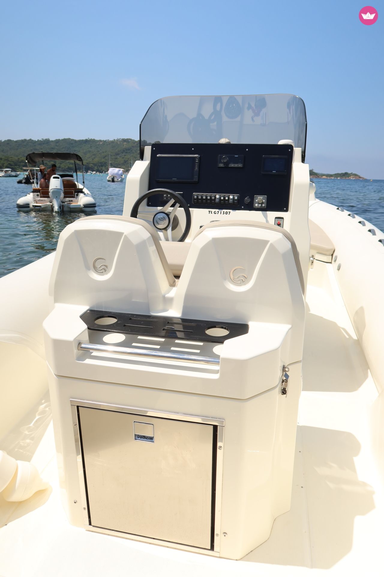 Semi-rigide Capelli Tempest 900 450cv 4