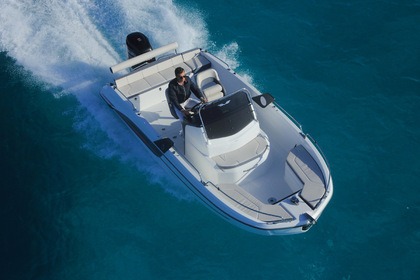 Beneteau Flyer 6.6m SpaceDeck For Rent With Skipper (10 Person Speed Boat)