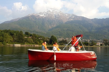 Miete Boot ohne Führerschein  Barca Elettrica Microwatt 5.0 Colico