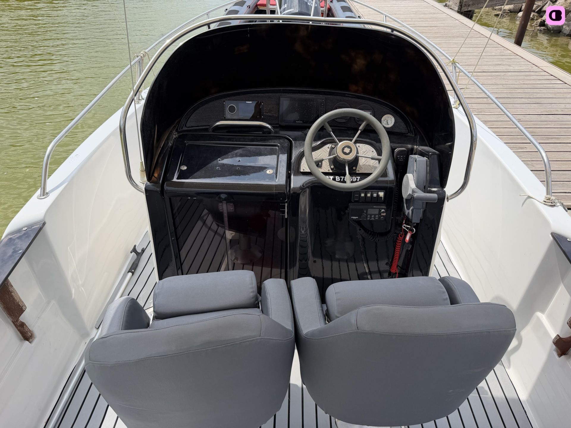 Bateau à moteur Jeanneau Cap Camarat 705 200cv 6
