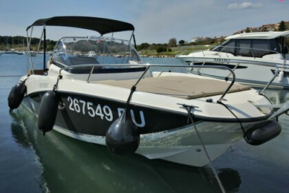 Miete Motorboot Quicksilver Activ 675 Sundeck Pula