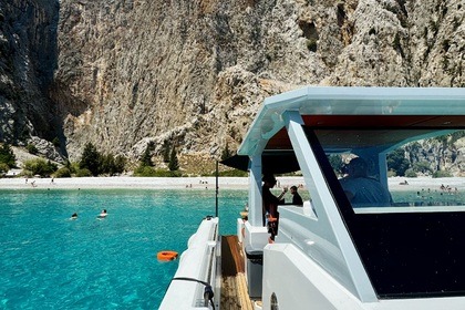 Experience Luxury and Safety Aboard the Mazu Yachts 42!