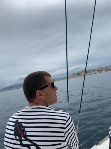 Marseille Catamaran Lagoon 440 alt tag text