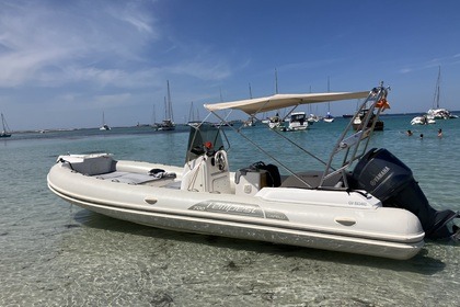 Hire RIB Capelli Capelli Tempest 700 Sainte-Marine
