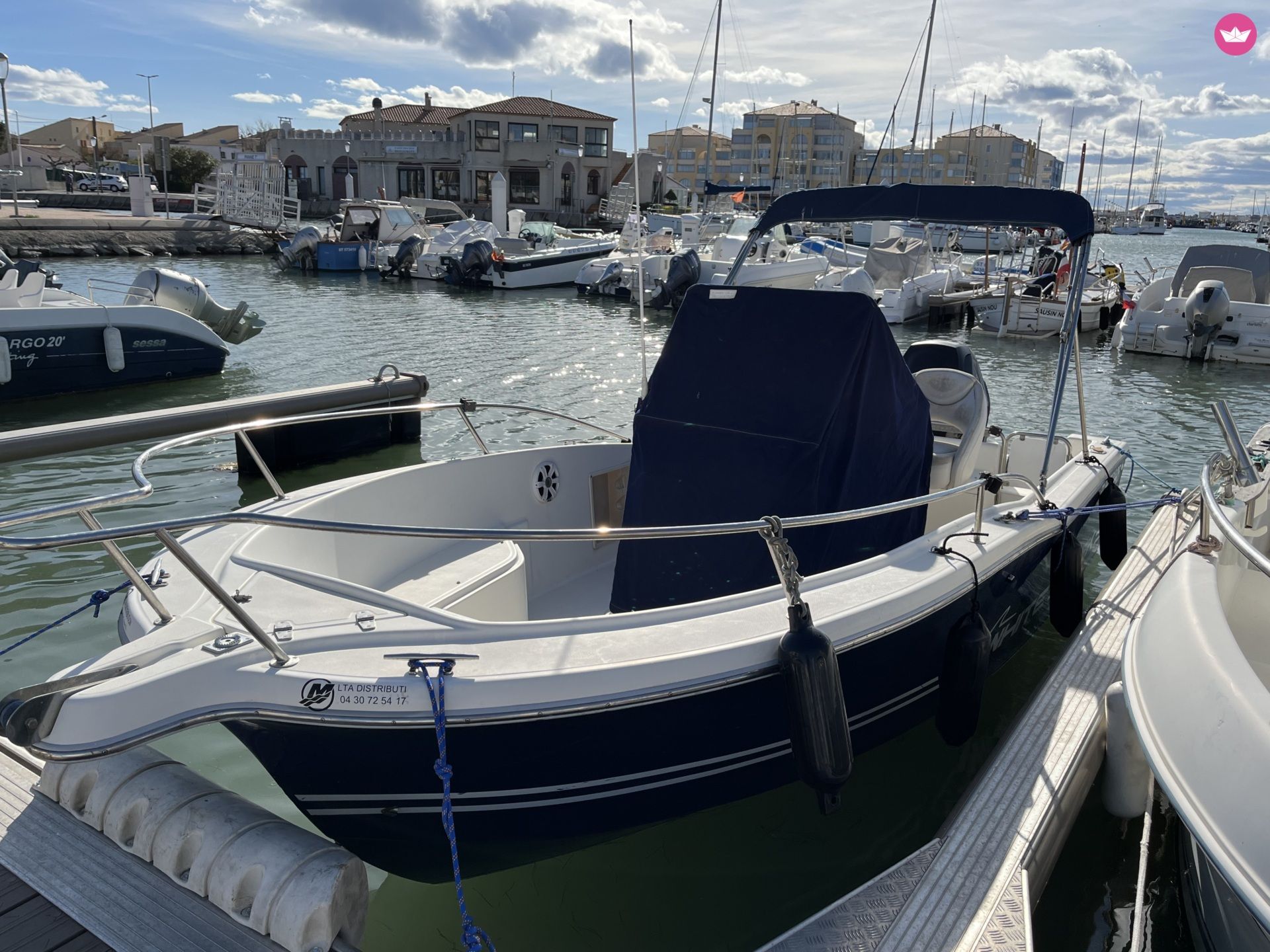 Bateau à moteur Kelt White Shark 205 200cv 8