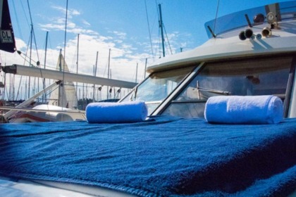 Beneteau princess flybridge 45