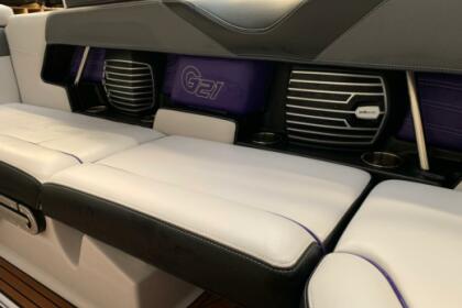 MASTER CRAFT X2 = WAKEBOARD / WAKESURF