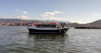 Charter Motorboat Tour 30 Bilbao