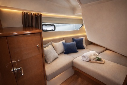 TWÓJ WYMARZONY DZIEŃ – Prywatne luksusowe doświadczenie jachtowe na Sardynii