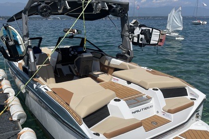 Verhuur Motorboot Correct Craft Super air nautique S21 Genève