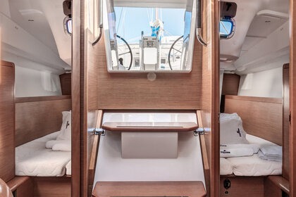 Hyra båt Segelbåt Jeanneau Sun Odyssey 349 - 3 cab. Kontokáli