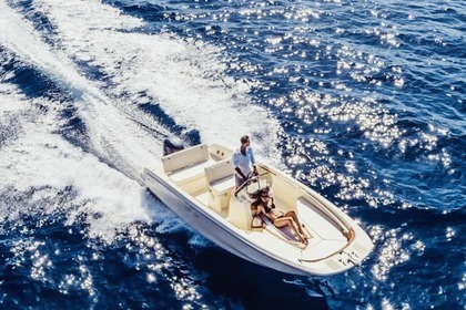 INVICTUS YACHT FX190